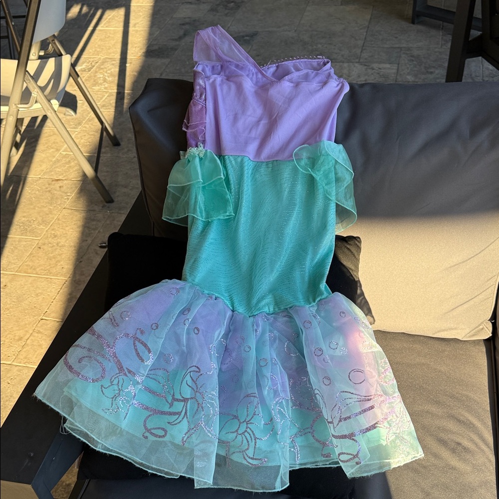 Disney’s Ariel Mermaid Princess Kids Costume - Size 5/6 - Picture 8 of 11